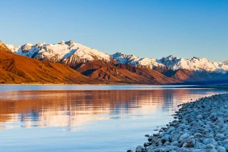 Beautiful New Zealand moutain range