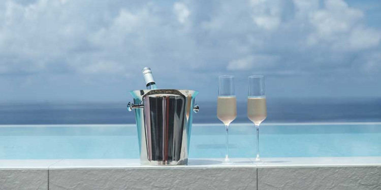 ChampagneBanner