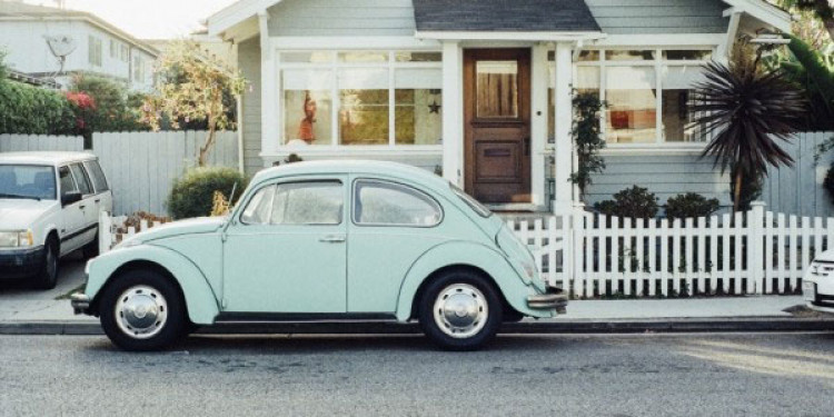 Whats House Worth banner