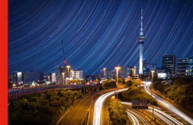 Timelapse of Auckland skyline and Sky Tower at night