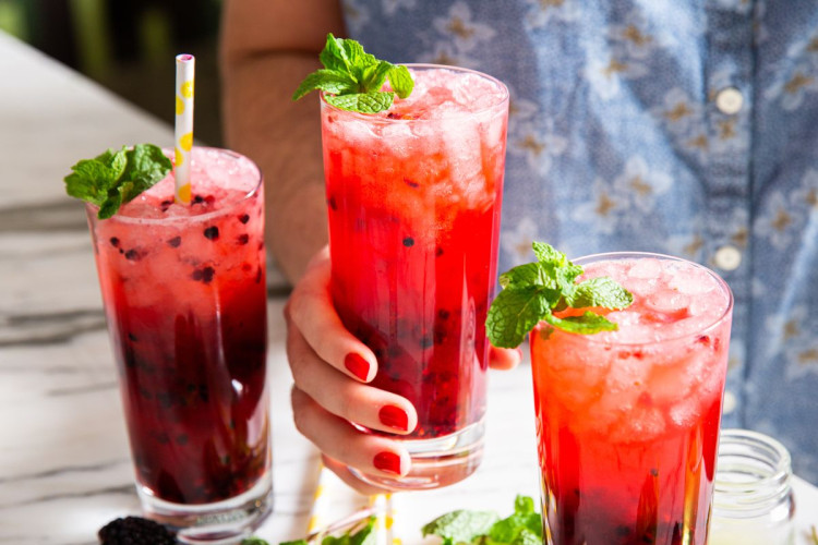 blackberry virgin mojito crop v2